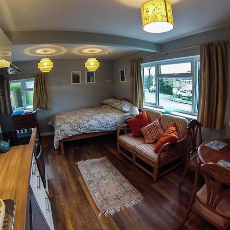 Cheltenham Studio Apartment Ngoại thất bức ảnh